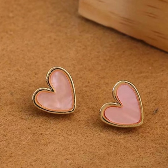 Pink Hearts Stud Earrings Yellow Gold Tone Fashion Jewelry - Picture 6 of 9